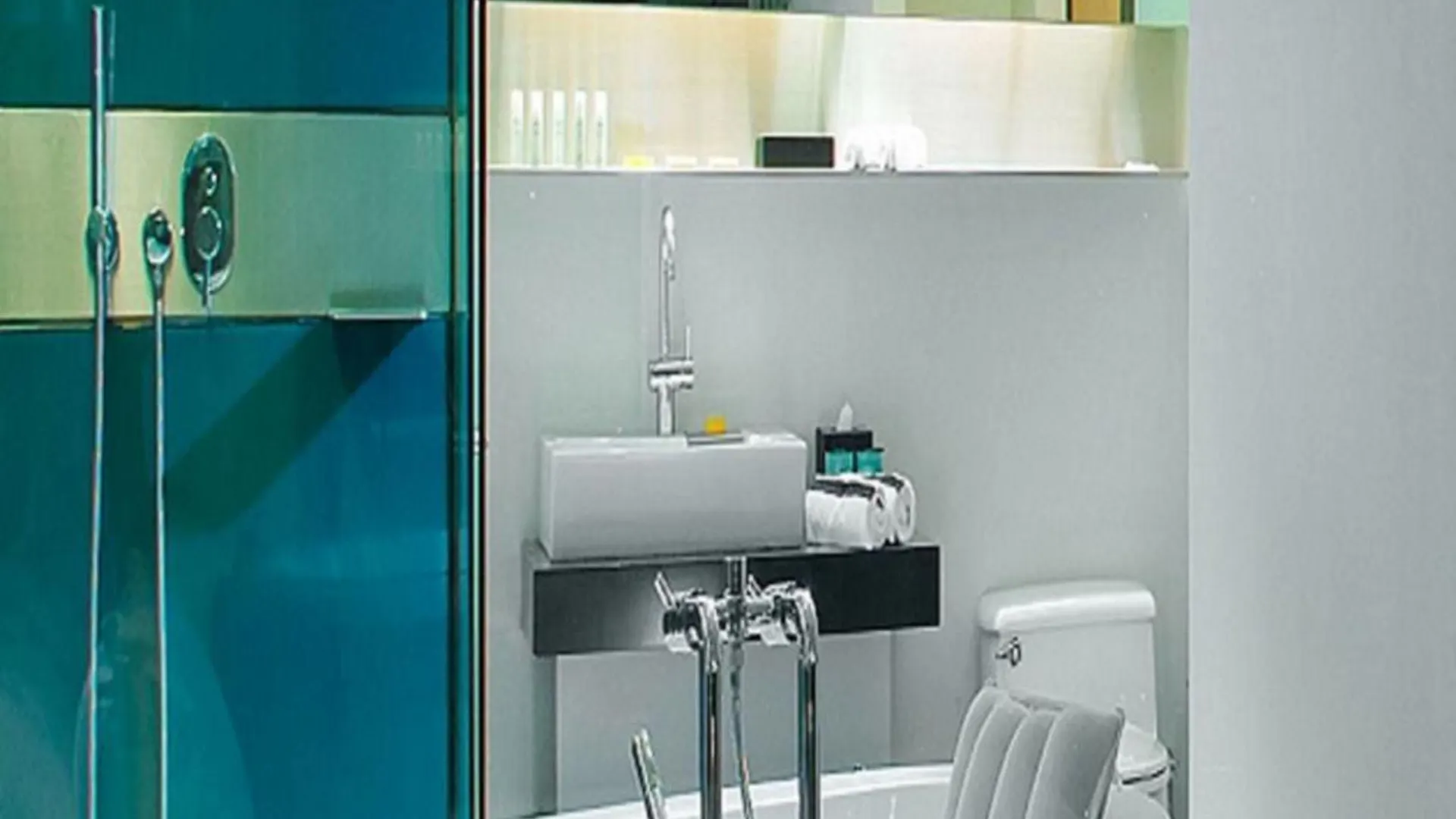 Hotel Maya Kuala Lumpur City Centre 5*,  Malaysia