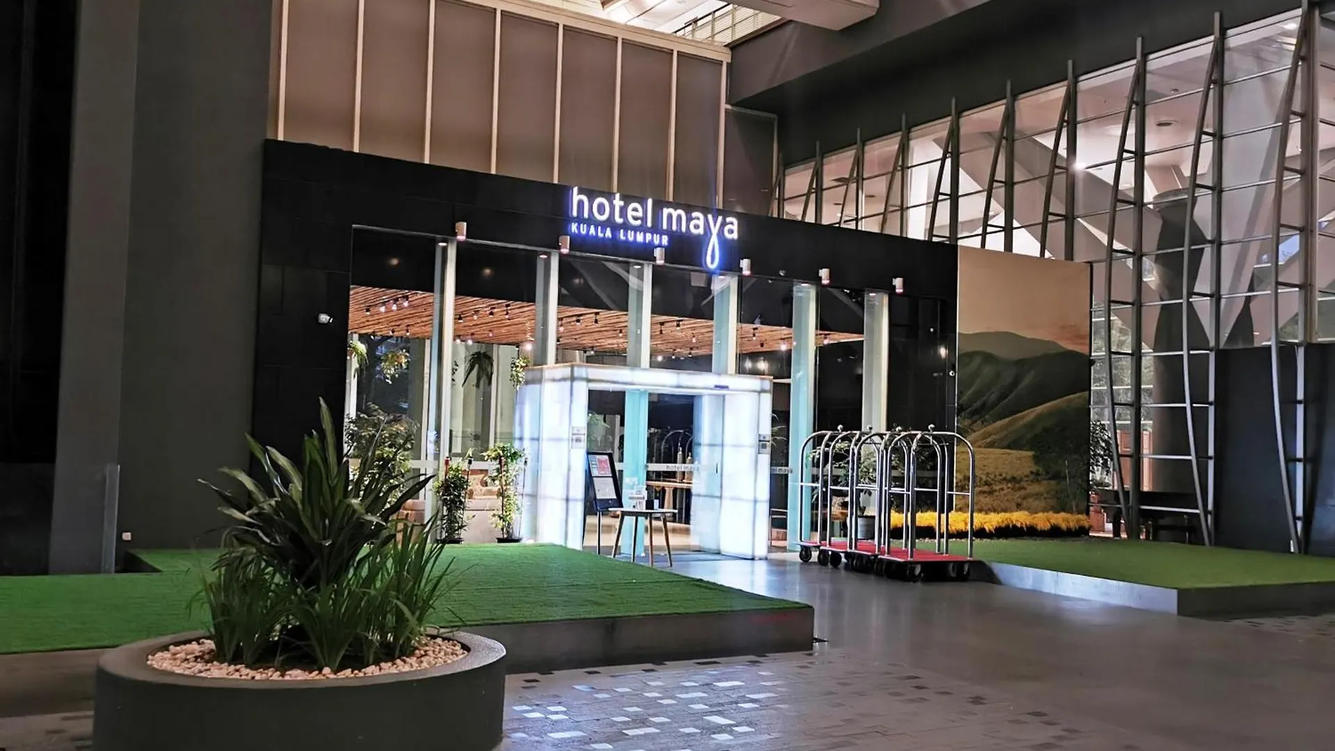 Hotel Maya Kuala Lumpur City Centre