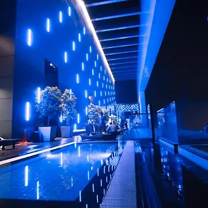 Apartment Dolphin Platinum Klcc